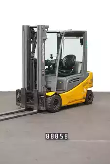 4-wiel elektrische heftrucks 2018  Jungheinrich EFG 320 (1)