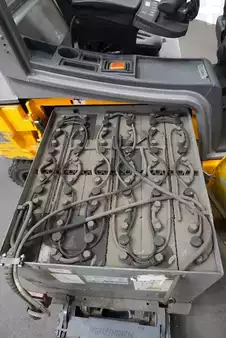 4-wiel elektrische heftrucks 2018  Jungheinrich EFG 320 (4)
