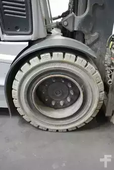 Elektro čtyřkolový VZV 2019  Still RX 60-40 (6)