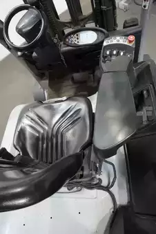 Elektro čtyřkolový VZV 2019  Still RX 60-35 (3)