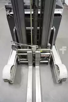 Reach Trucks 2019  Still FM-X 20 (5)