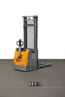 Pallet Stackers 2021  Still EXV 20 (2)