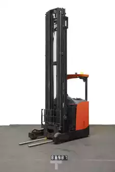 Reach Trucks 2017  Toyota RRE 200 (1)