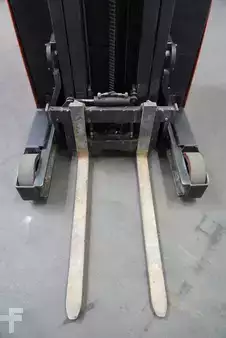 Schubmaststapler 2013  BT RRE 140 (5)