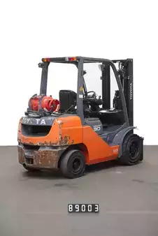 LPG VZV 2018  Toyota 06-8FG30F (2)