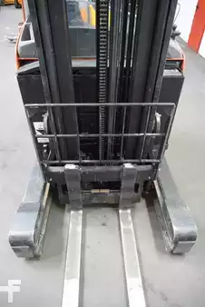 Schubmaststapler 2018  BT RRE160H (5)