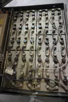 Carrelli elettrici 4 ruote 2018  Toyota 8FBMKT30 (4)