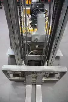 Diesel Forklifts 2007  TCM FHD30T3 (5)