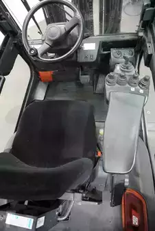 Carrelli elettrici 4 ruote 2007  Toyota 7FBMF30 (3)
