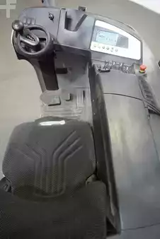 Reach Truck 2015  Still FM-X 17 (3)
