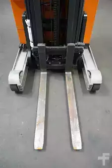 Reach Truck 2017  Still FM-X 17 (5)