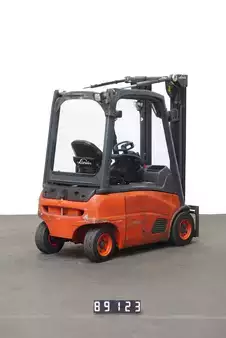 Eléctrica de 4 ruedas 2010  Linde E 16 P-01 (2)