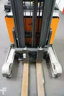 Chariots à mât rétractable 2017  Still FM-X 17 (5)