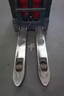 Hochhubwagen 2019  Linde D 14 AP (5)