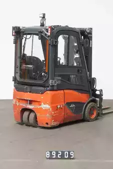 3-wiel elektrische heftrucks 2021  Linde E 12-02 (2)