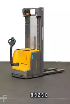 Pallet Stackers 2016  Jungheinrich EJC 214 (2)