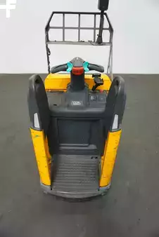 Electric Pallet Trucks 2021  Jungheinrich ERE 225 (3)