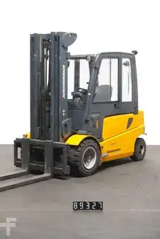 Elektro 4 Rad 2012  Jungheinrich EFG 550 (1)