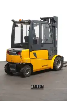Elektro 4 Rad 2012  Jungheinrich EFG 550 (2)