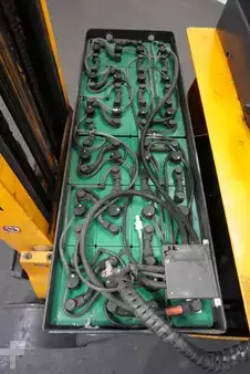Reach Trucks 2012  Jungheinrich ETVC 16 (4)