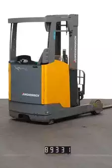 Skyvemast 2020  Jungheinrich ETM 325 (2)
