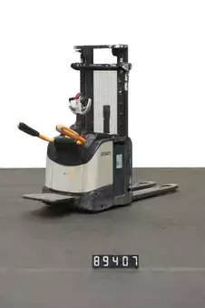 Pallestabler 2015  Crown ETI 40 40 1.6 TF (2)