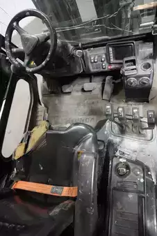 Carrelli elevatori diesel 2023  Hyundai 30D-9V (3)