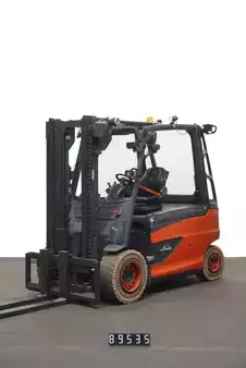 Elektromos 4 kerekű 2018  Linde E 40 HL-01/600 (1)