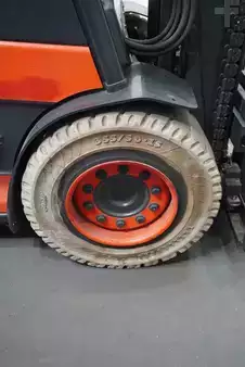 Elektromos 4 kerekű 2018  Linde E 40 HL-01/600 (6)