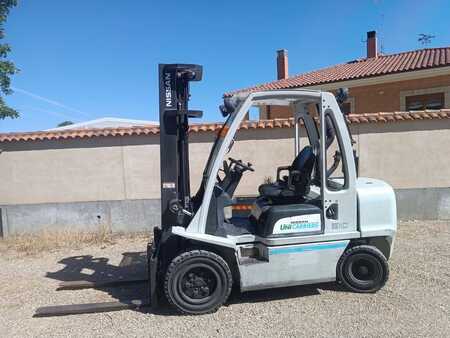 Diesel Forklifts 2017  Unicarriers YG1D2A30Q (1) 