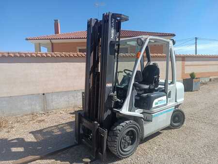 Diesel Forklifts 2017  Unicarriers YG1D2A30Q (2) 