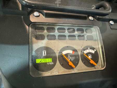 Diesel heftrucks 2005  Nissan FD02A25Q (8)