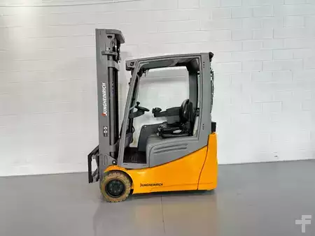 Elektrisk- 3 hjul 2018  Jungheinrich EFG 218K Li-Ion (1)