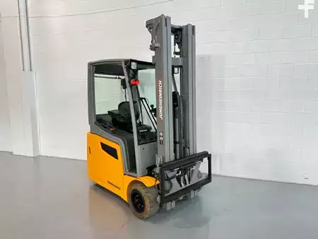Elektrisk- 3 hjul 2018  Jungheinrich EFG 218K Li-Ion (4)