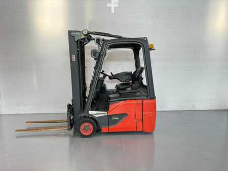 Chariots électriques à 3 roues 2015  Linde E15-02 EVO (1)