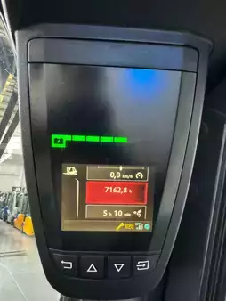 Eléctrica de 4 ruedas 2018  Linde E25-01 EVO  LI-ION (9)