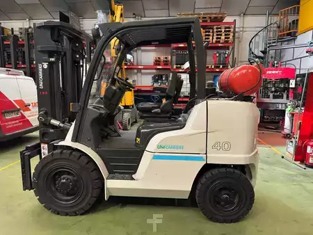 Nestekaasutrukki 2022  Unicarriers FG40NT  Top-Angebot !! (1)