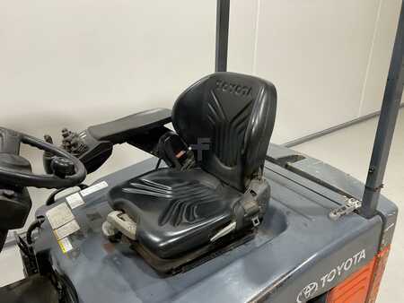 El truck - 3 hjulet 2008  Toyota 7FBEF20 (5)