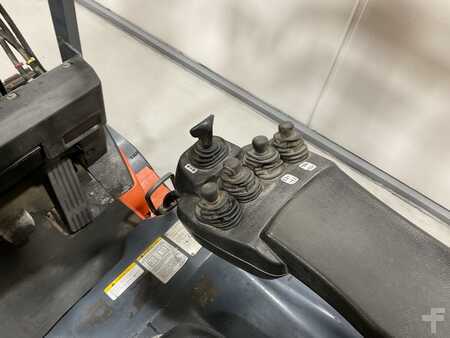 El truck - 3 hjulet 2008  Toyota 7FBEF20 (6)