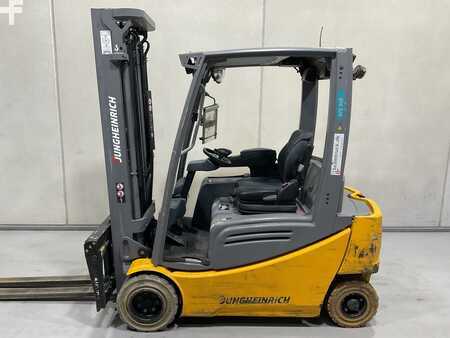 Elektro čtyřkolový VZV 2019  Jungheinrich EFG 320 (3)