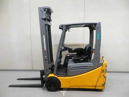 Elektro tříkolové VZV 2018 Jungheinrich EFG 220 (2)