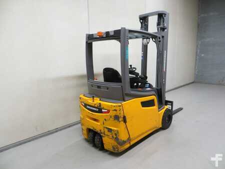 Elektro tříkolové VZV 2018 Jungheinrich EFG 220 (4)