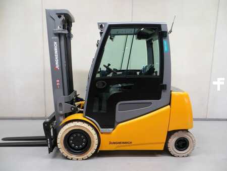 Elektro čtyřkolový VZV 2020 Jungheinrich EFG 535K (2)