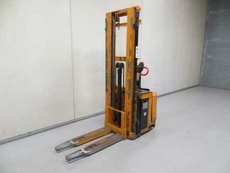 Stackers Stand-on 2001  BV S14I FFTL (3)