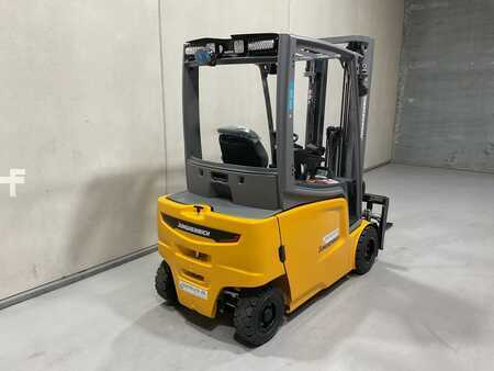 Elektro čtyřkolový VZV 2023 Jungheinrich EFG 318 (2)