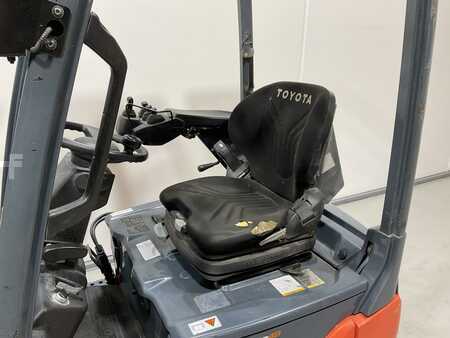 Elektromos 3 kerekű 2017  Toyota 8FBE15T (5)