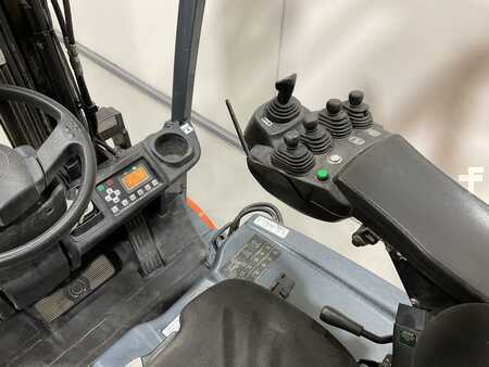 Elektromos 3 kerekű 2017  Toyota 8FBE15T (6)