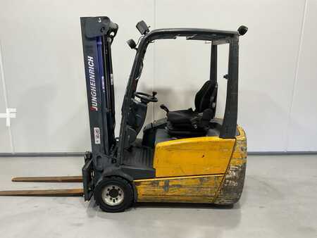 Elektro tříkolové VZV 2003  Jungheinrich EFG-DF AC 18 MP (3)