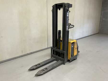 Stackers stand-on 2010  Atlet TS/140SDTFVP480 (4) 
