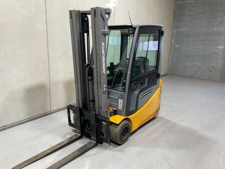 Elektro tříkolové VZV 2016  Jungheinrich EFG 218K (4)